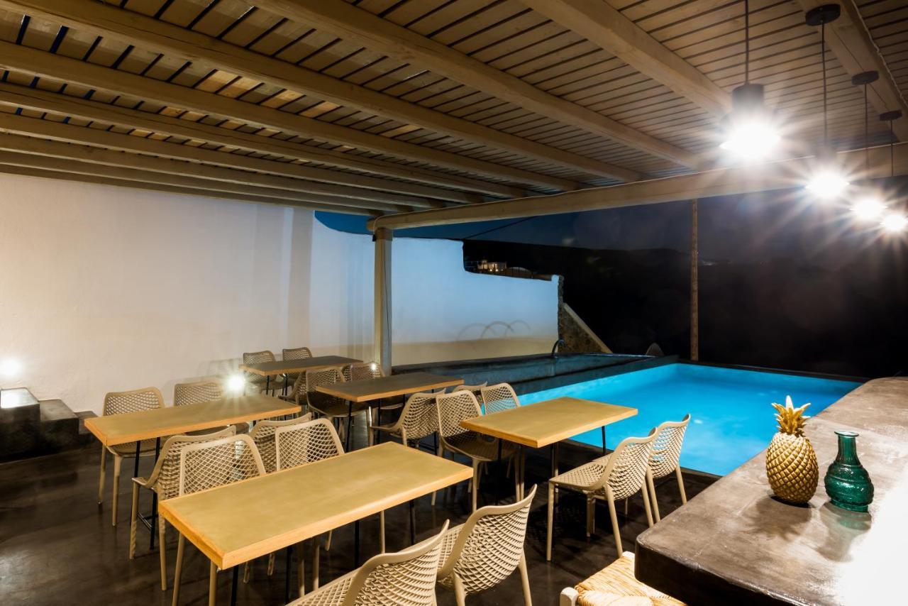 Sea Rock And Sky Private Aparthotel Merchia Beach